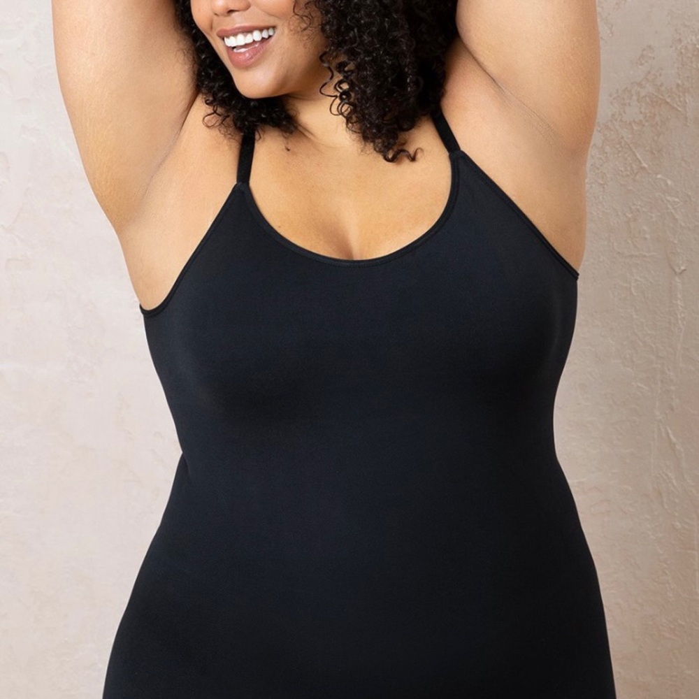 NWT Empetua by Shapermint Black Scoop Neck Cami